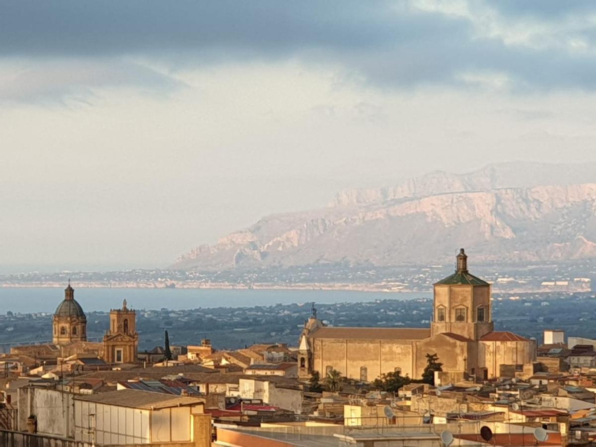Il Girasole Del Centro Storico Villa Alcamo Eksteriør billede