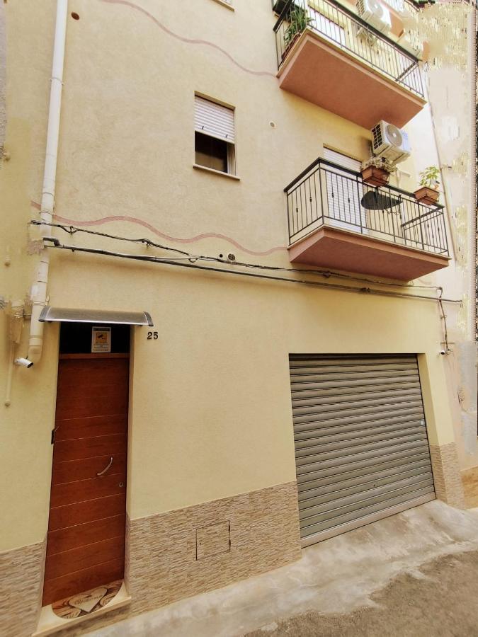 Il Girasole Del Centro Storico Villa Alcamo Eksteriør billede