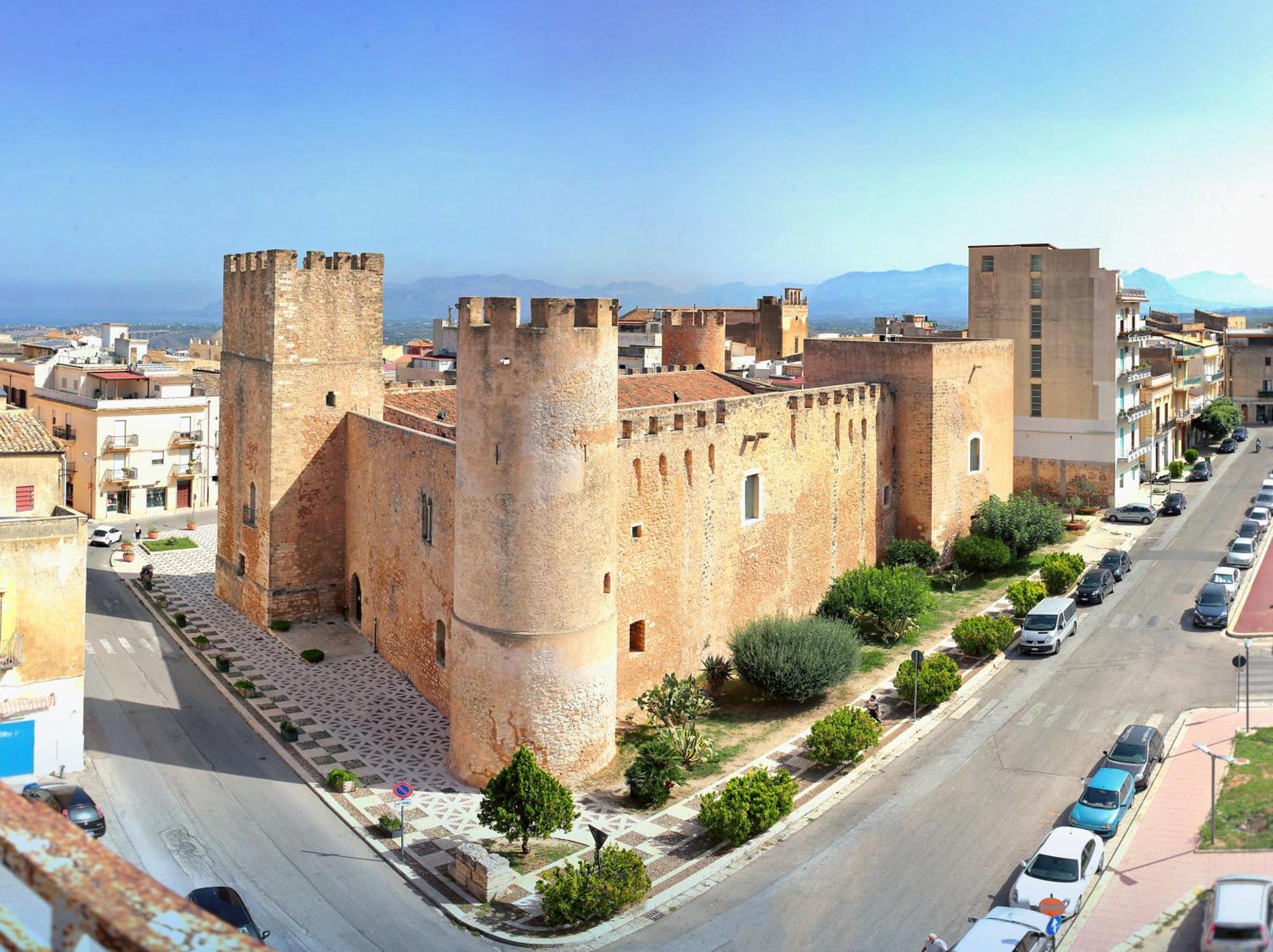 Il Girasole Del Centro Storico Villa Alcamo Eksteriør billede